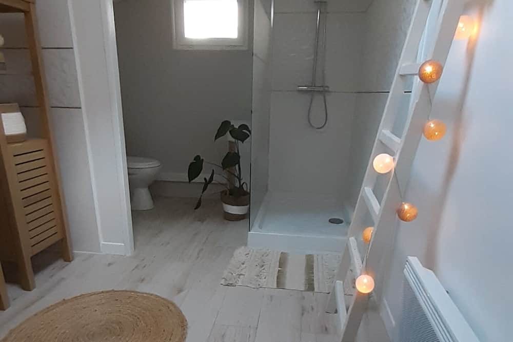Photo of Bathroom in Authon-Ebeon
