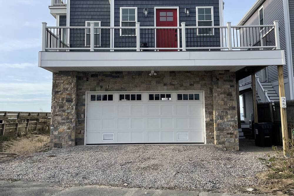Photo of Outdoor in Saybrook Manor