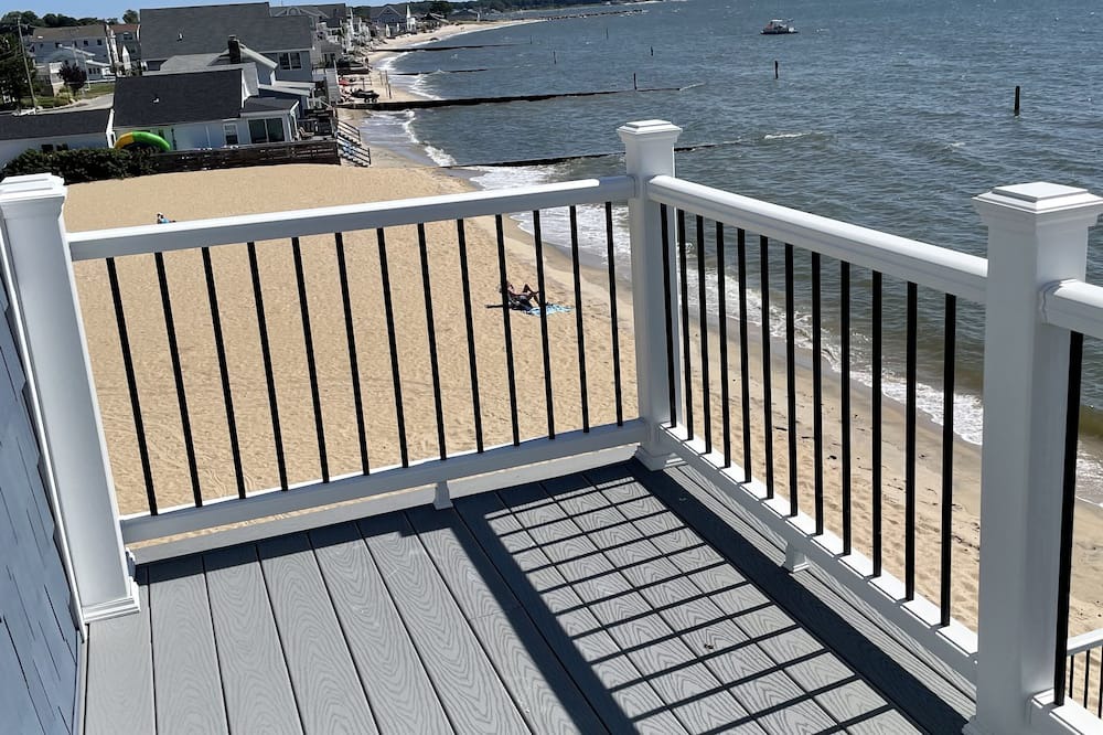 Photo of Outdoor in Saybrook Manor