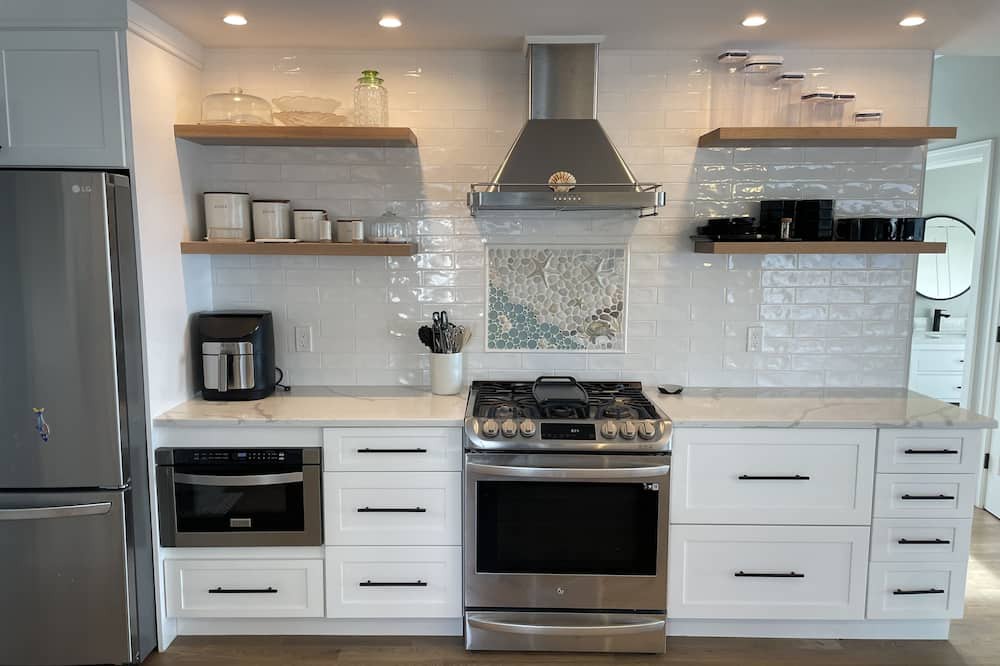 Photo of Kitchen in Saybrook Manor