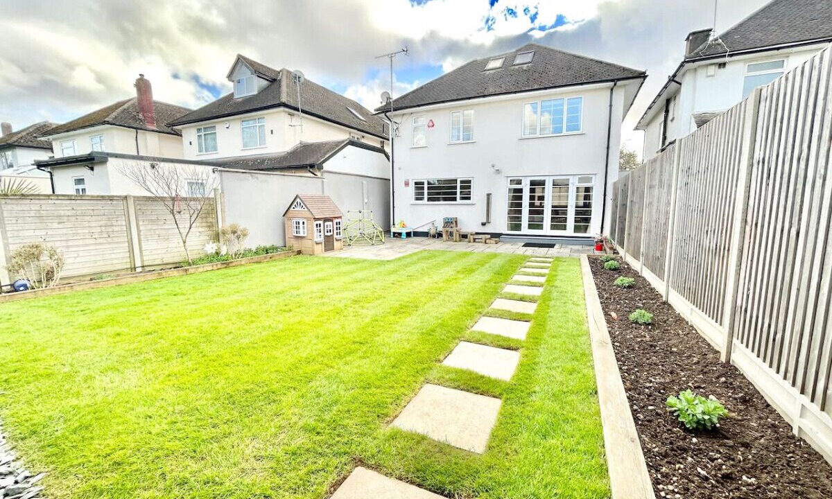 Photo of Outdoor in Edgware