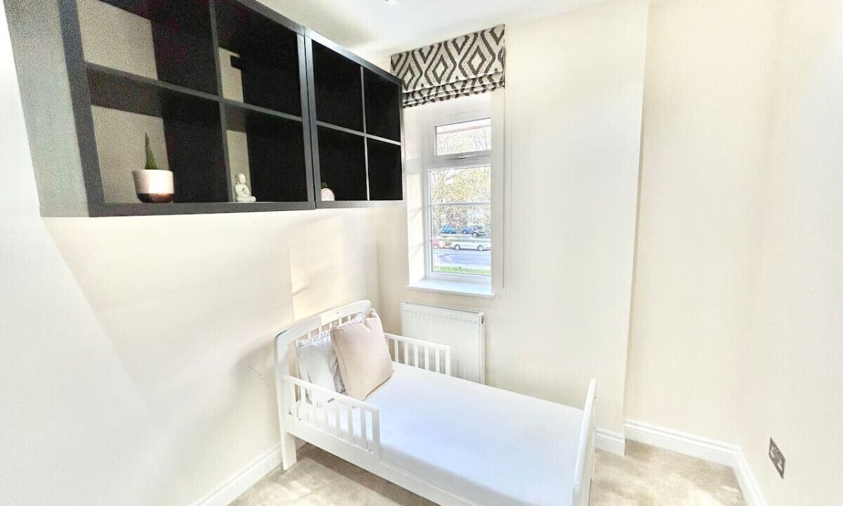 Photo of Others in Edgware