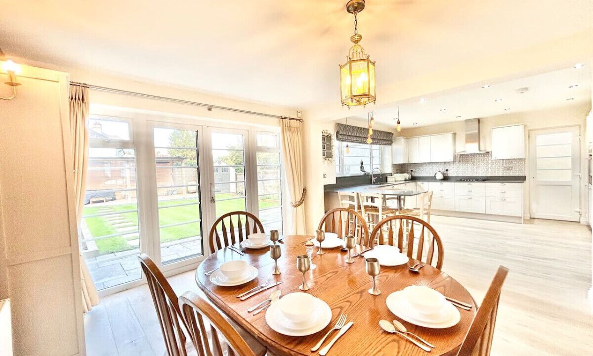 Photo of Others in Edgware