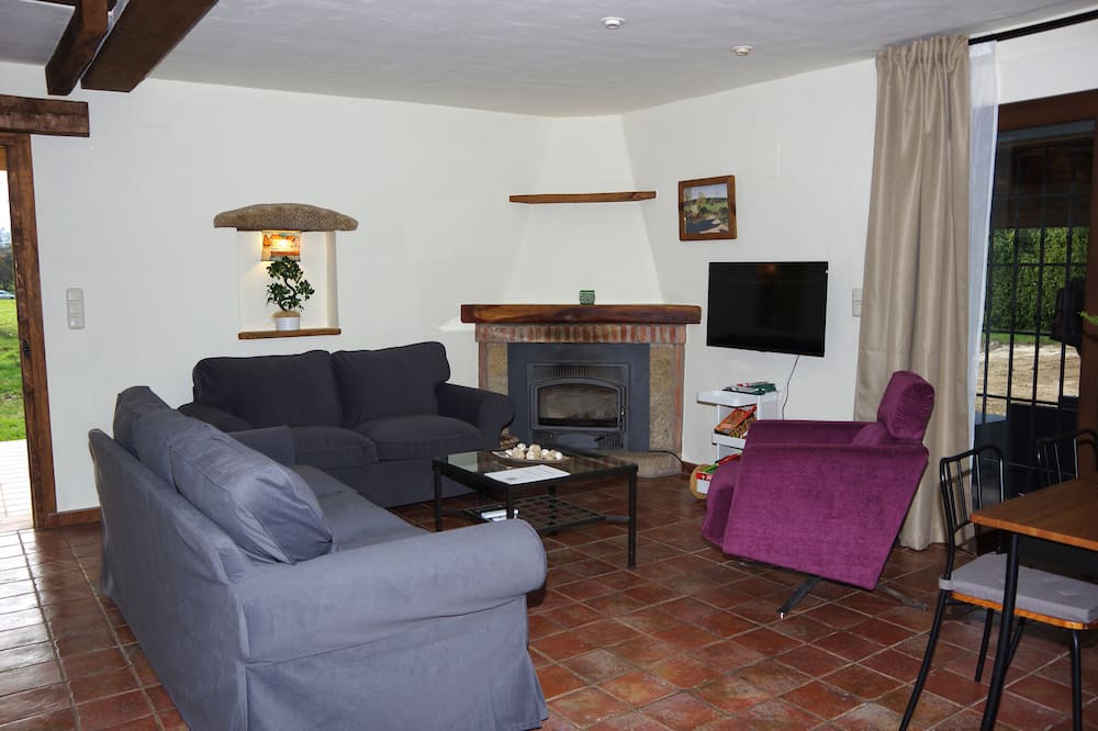 Photo of Livingroom in Candeleda