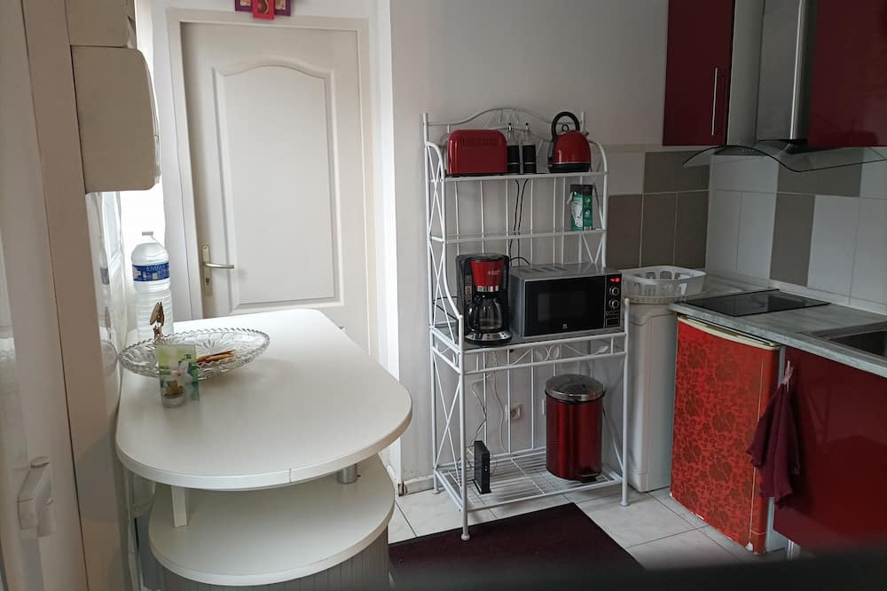 Photo of Kitchen in Franqueville-Saint-Pierre