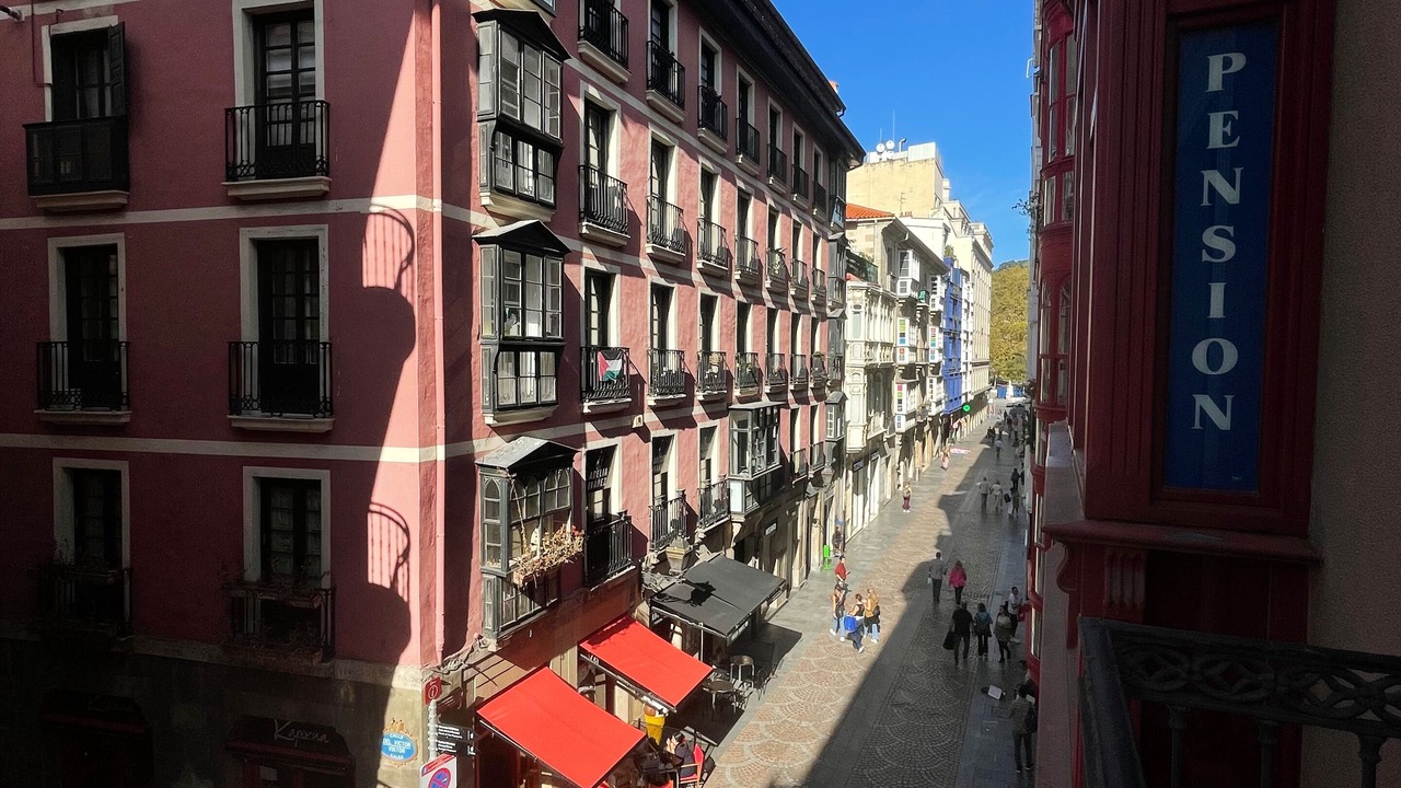 Photo of Patio Balcony in Bilbao Old Town