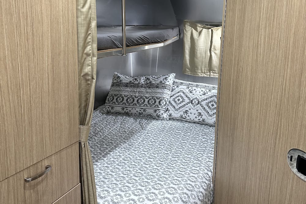 Photo of Others in Tangent