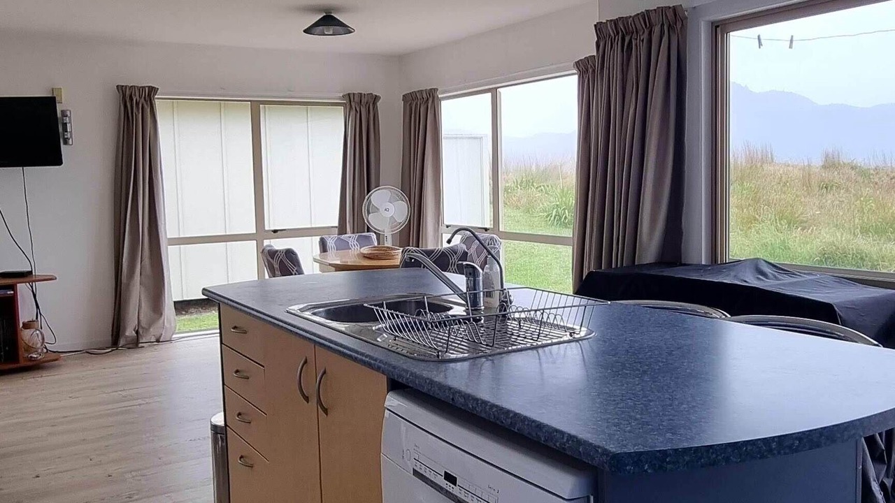 Photo of Kitchen in Kennedy Bay