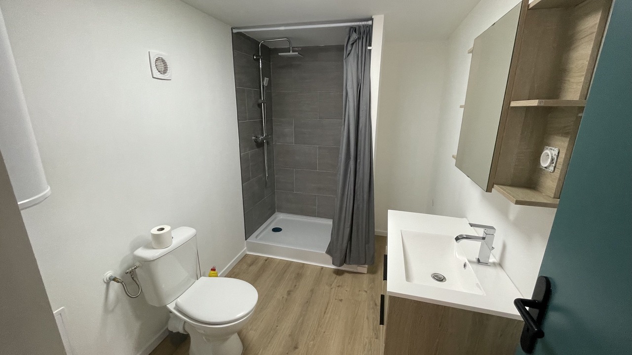 Photo of Others in Roanne