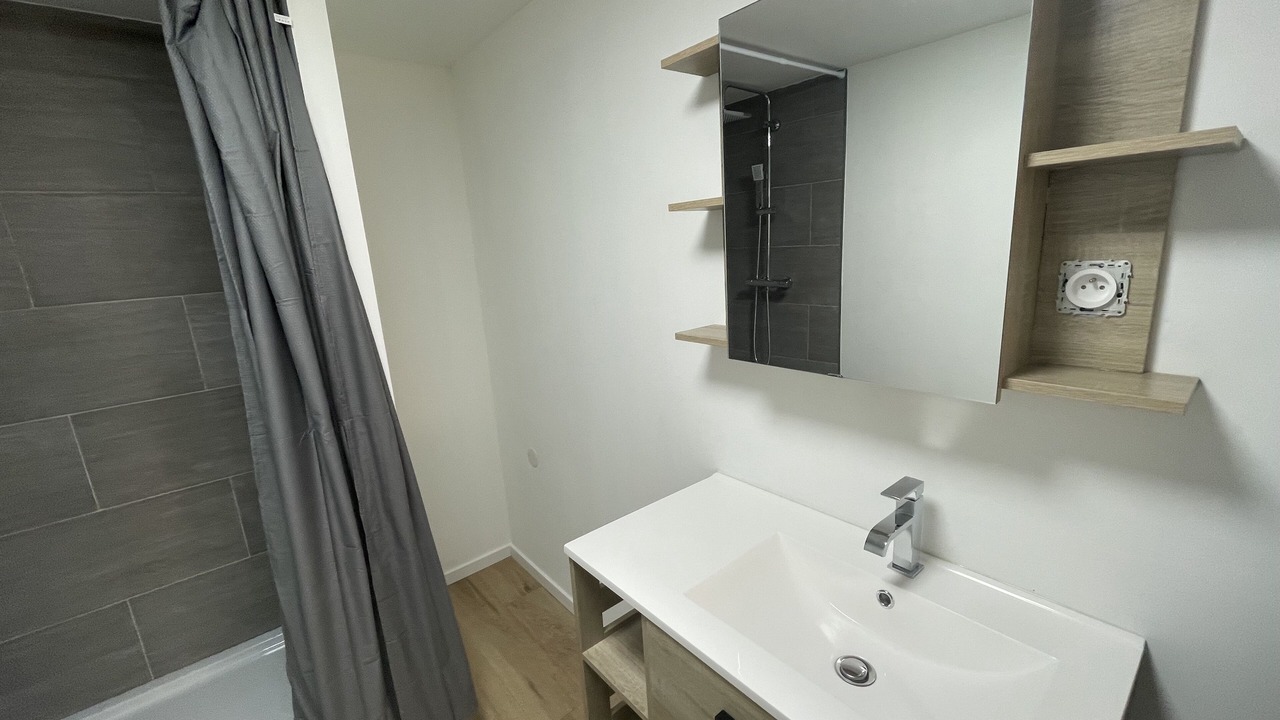 Photo of Others in Roanne