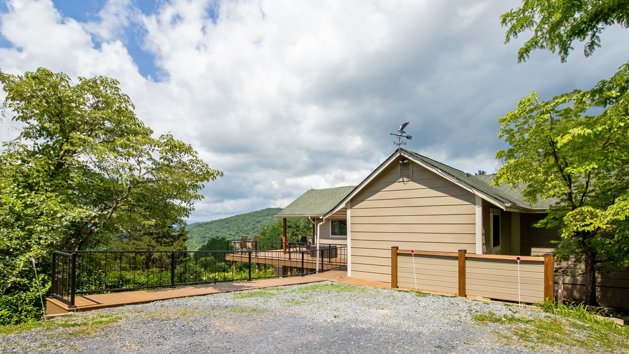 Photo of Outdoor in Stanley
