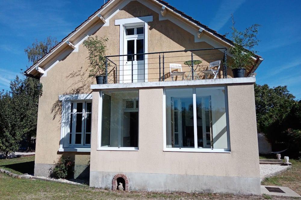 Photo of Outdoor in Vieilles-Maisons-sur-Joudry