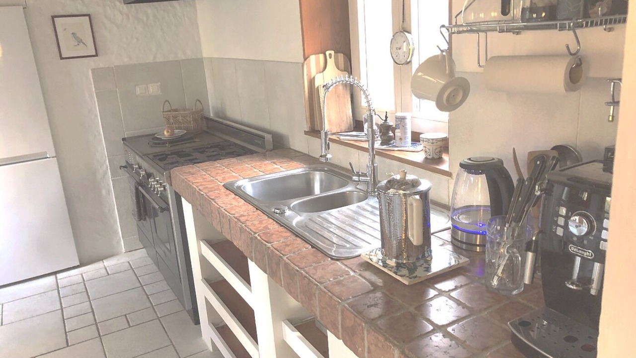Photo of Kitchen in Taintrux