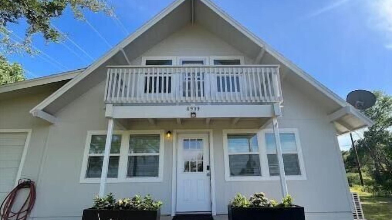 Photo of Outdoor in Cottonwood Shores