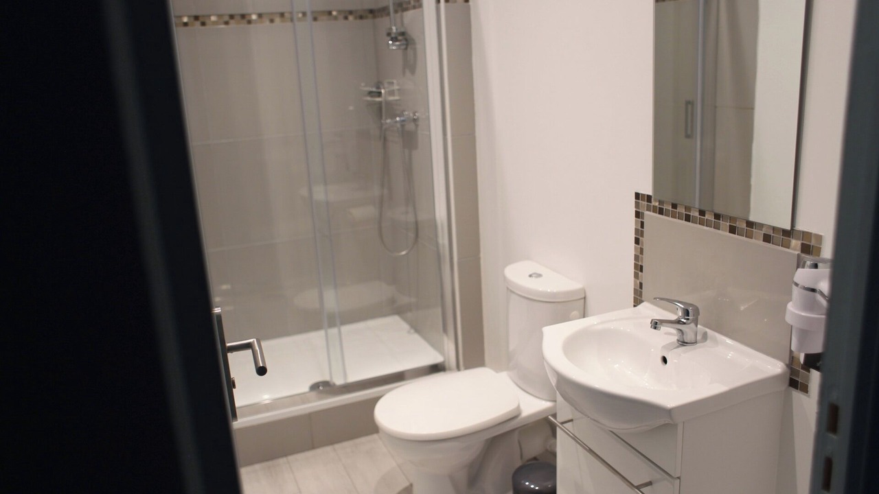 Photo of Bathroom in Douville-en-Auge