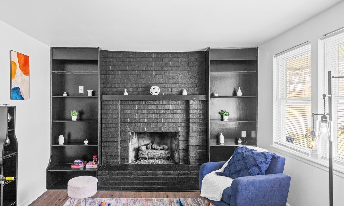 Photo of Livingroom in Parkville