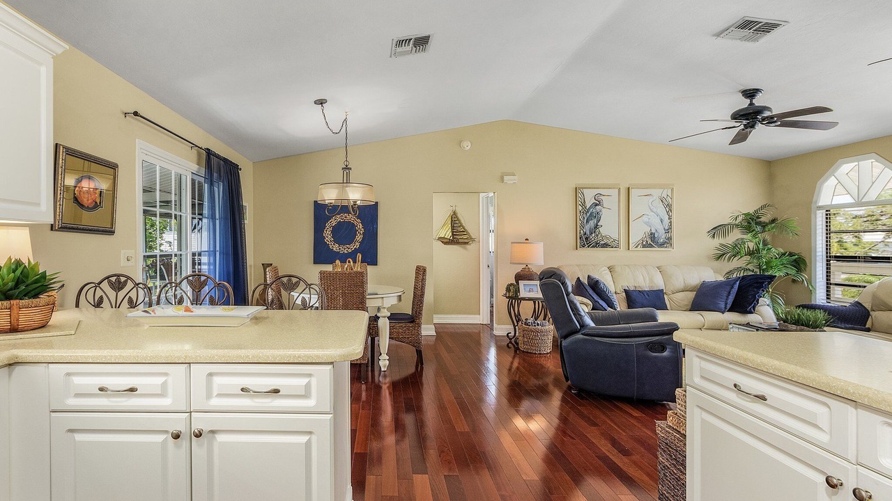 Photo of Kitchen in Pine Island Center