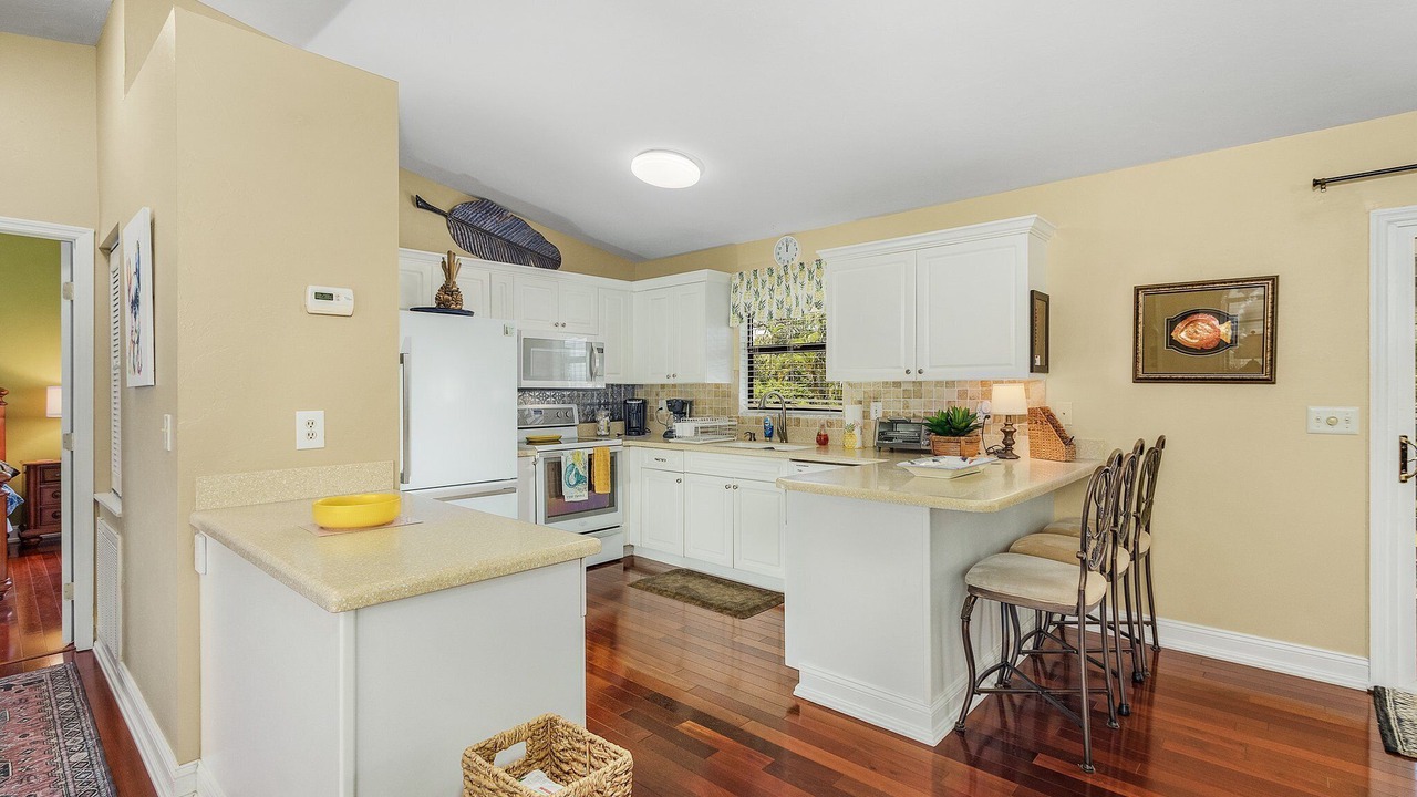 Photo of Kitchen in Pine Island Center