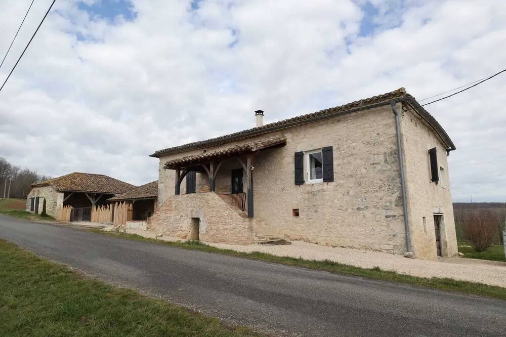 Photo of Outdoor in Castelnau-Montratier-Sainte-Alauzie
