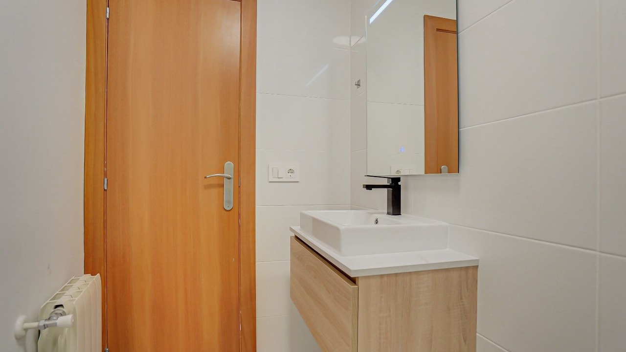 Photo of Bedroom in Lloret Town Center