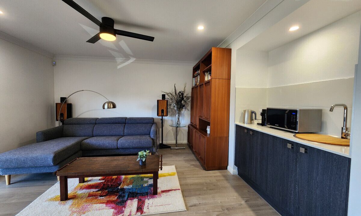 Photo of Others in Buff Point