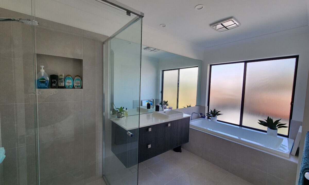 Photo of Others in Buff Point