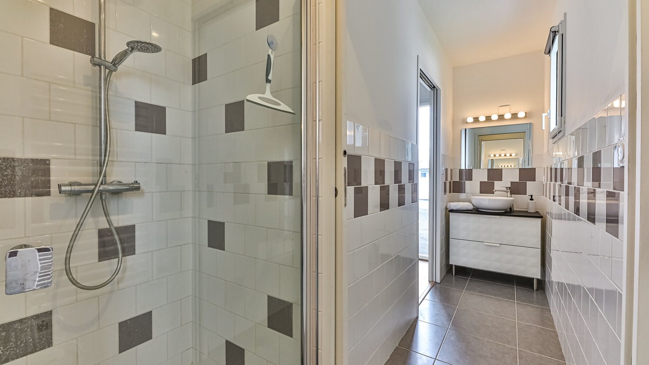 Photo of Bathroom in Challans