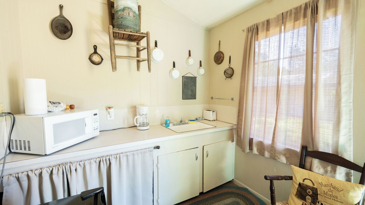Photo of Bathroom in Avinger