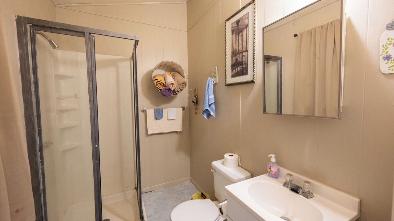 Photo of Bathroom in Avinger