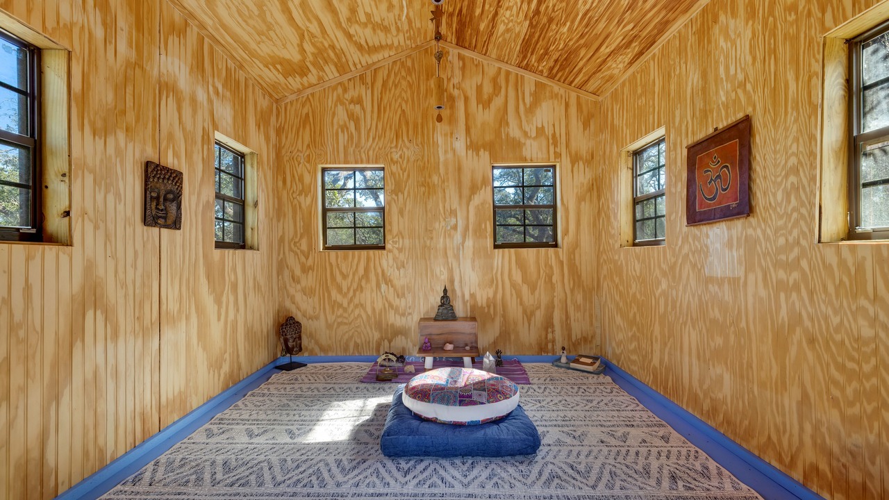 Photo of Outdoor in Driftwood