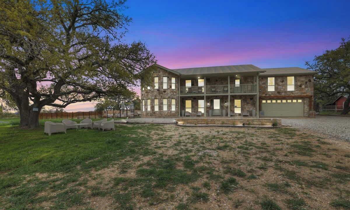 Photo of Outdoor in Johnson City