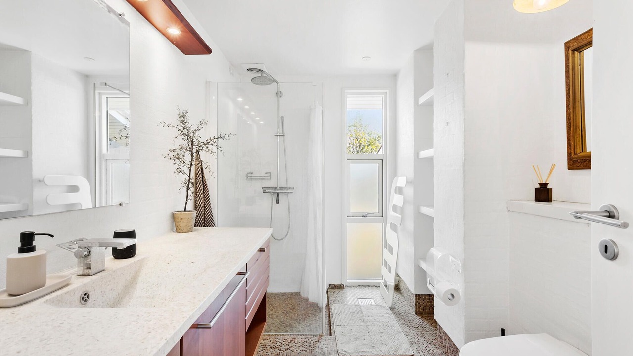 Photo of Bathroom in Thurø By
