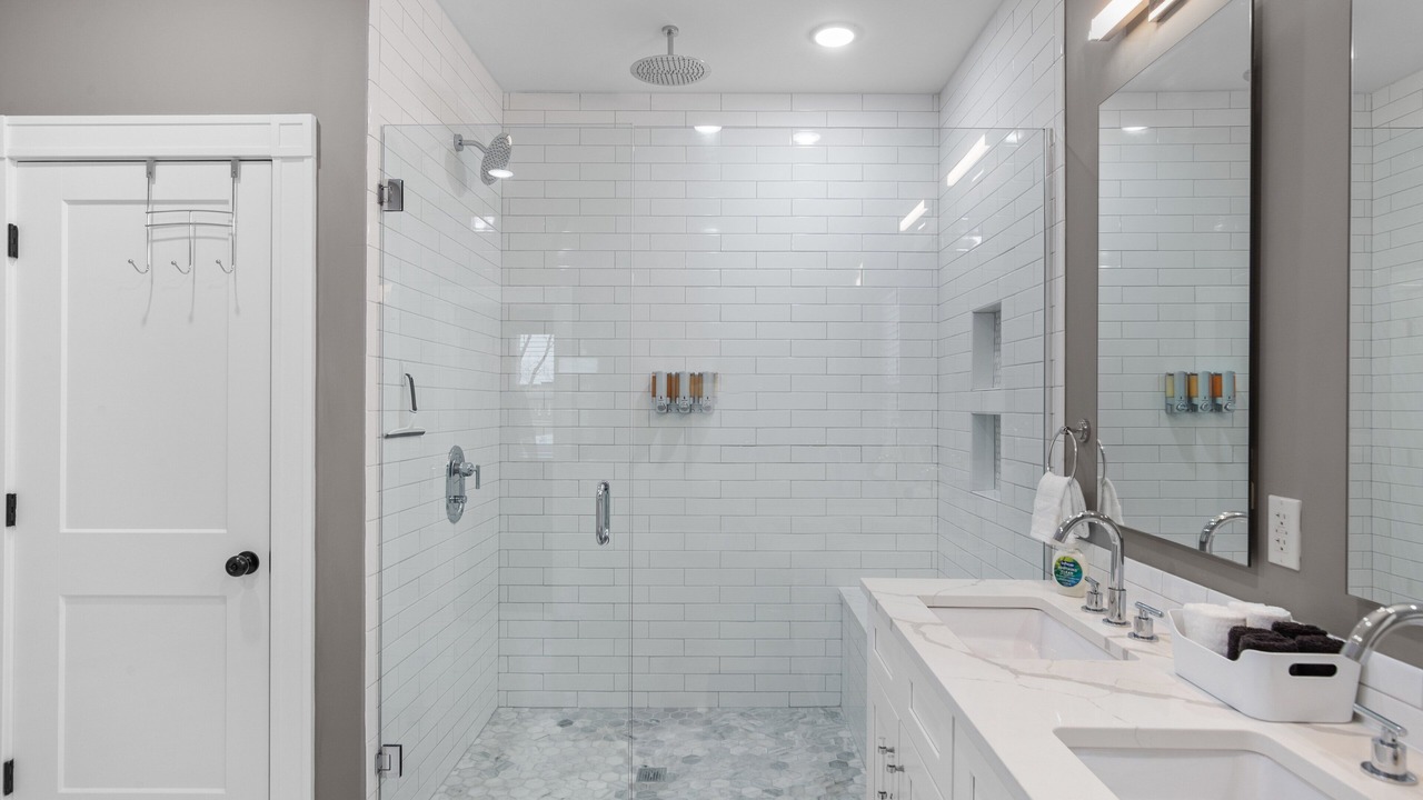 Photo of Bathroom in The Gate