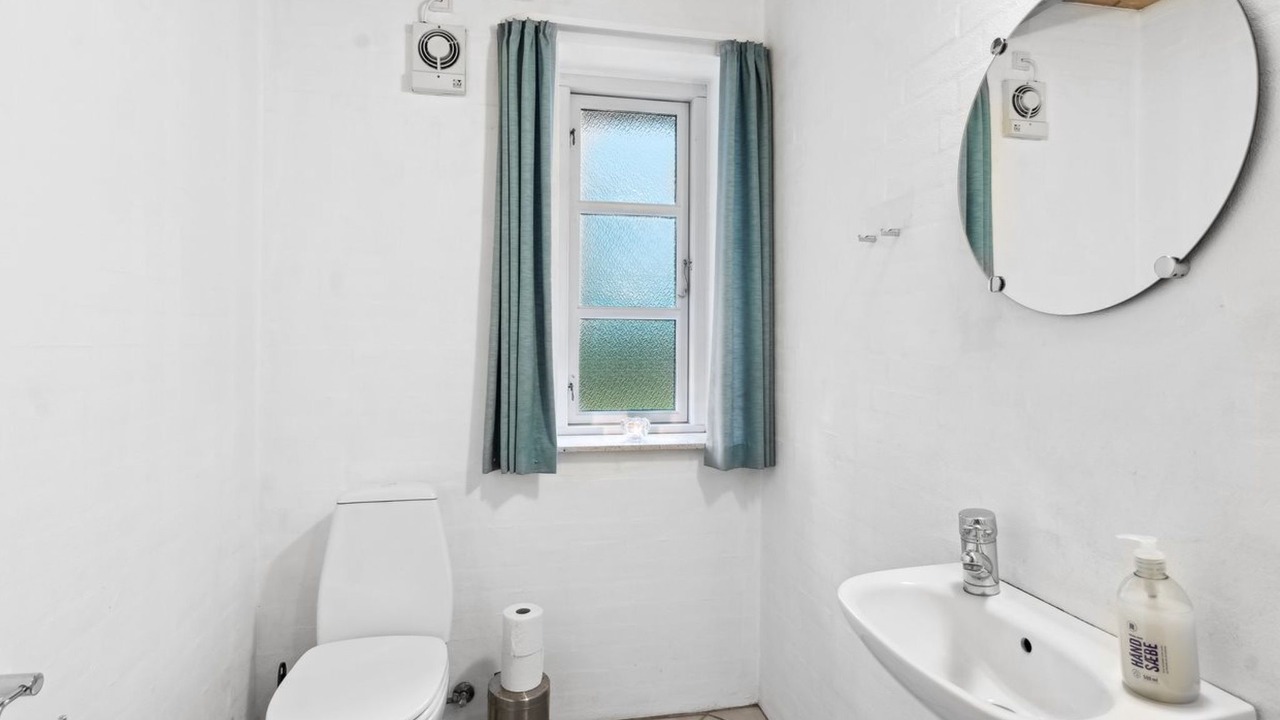 Photo of Bathroom in Gram