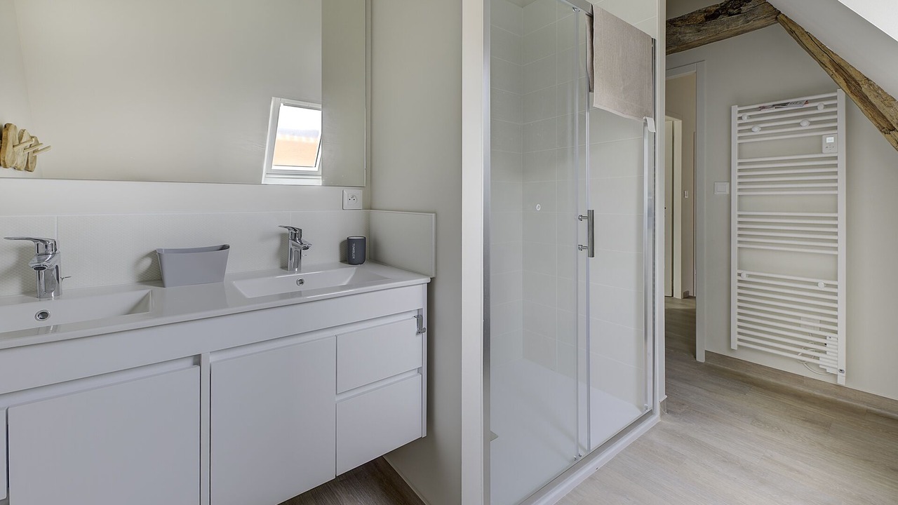 Photo of Others in Esvres