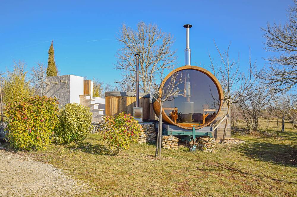 Photo of Outdoor in Cales