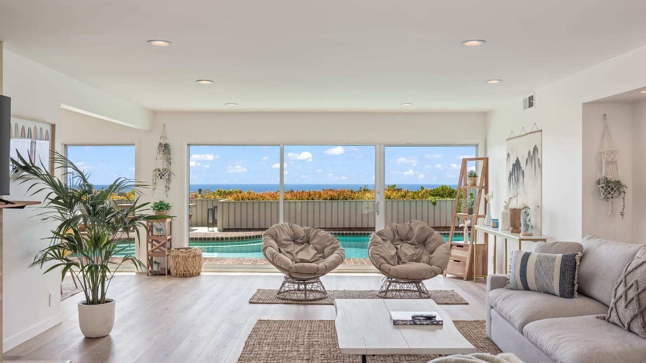 Photo of Livingroom in Malibu