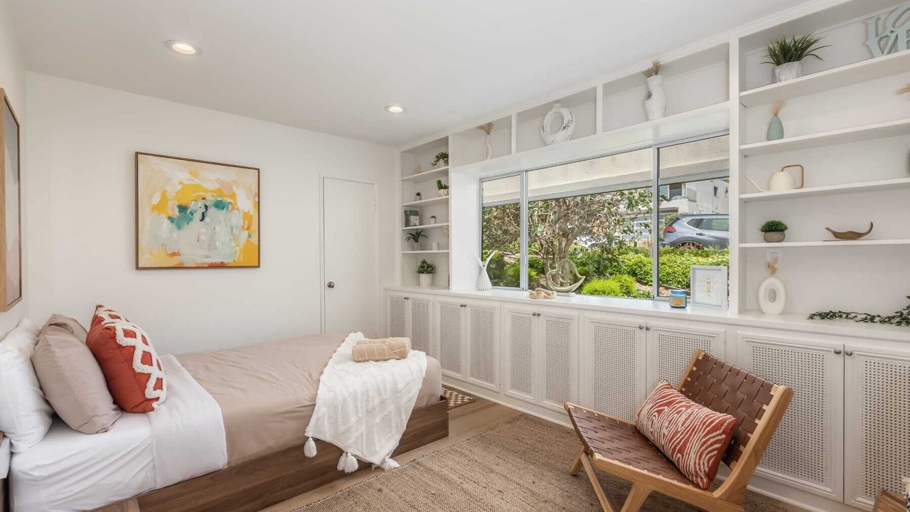 Photo of Livingroom in Malibu