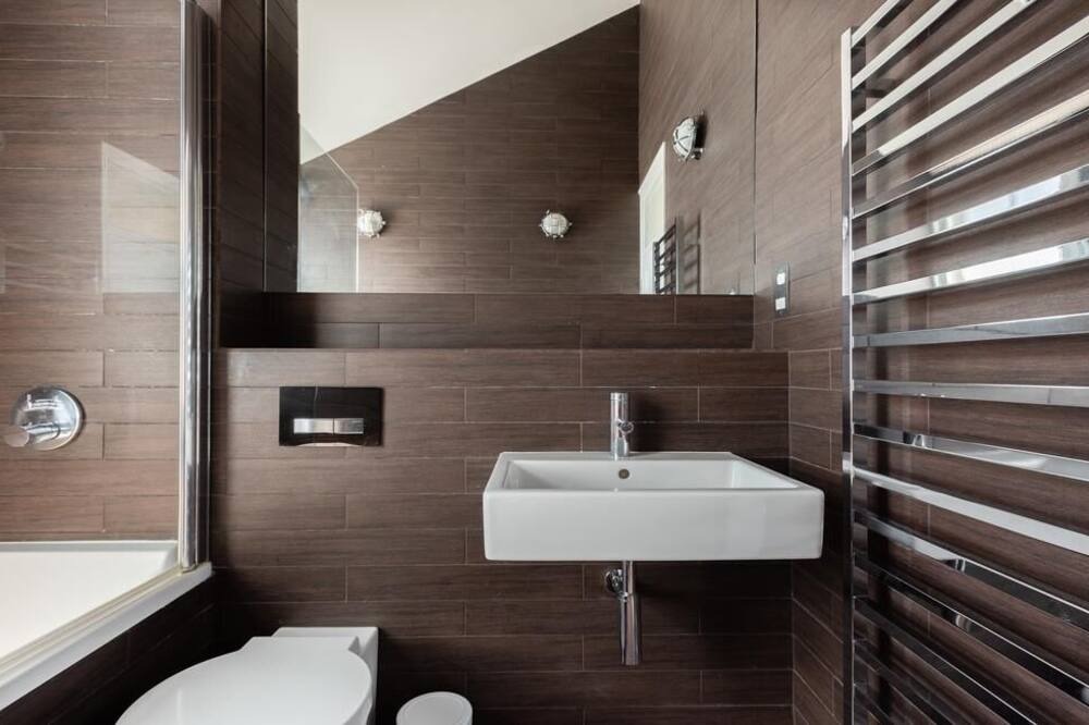 Photo of Others in Notting Dale