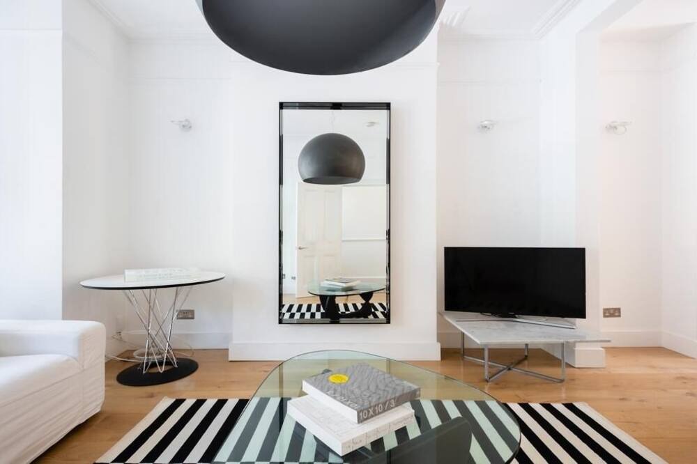 Photo of Livingroom in Notting Dale