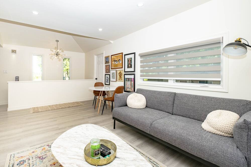 Photo of Livingroom in Brechin