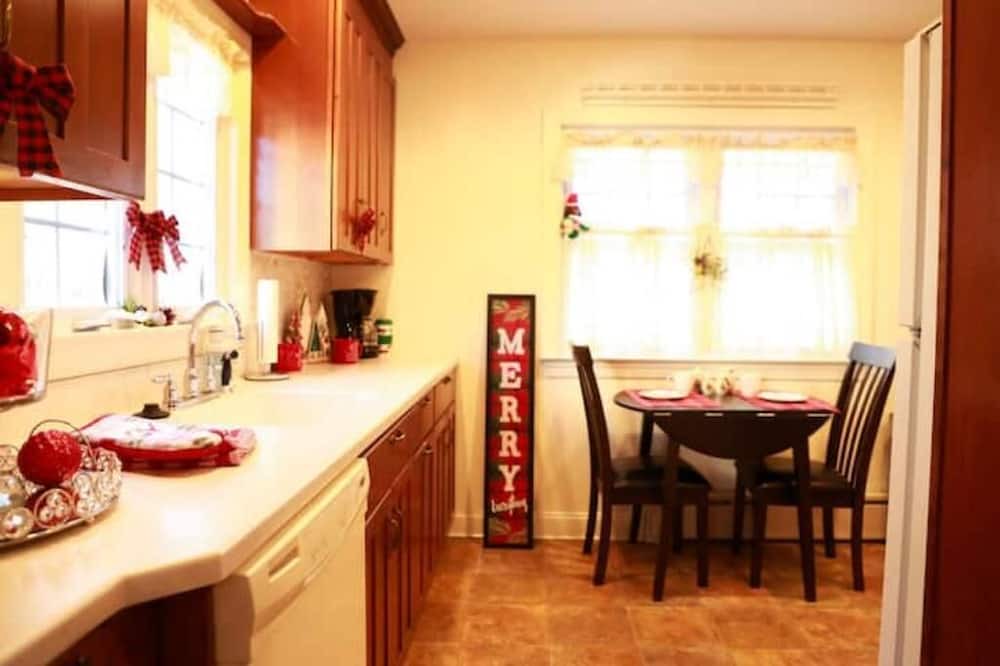 Photo of Kitchen in Bridgeton