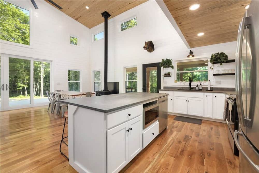 Photo of Kitchen in Combs