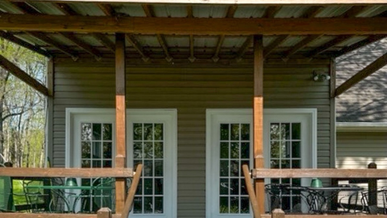 Photo of Outdoor in Cayuga