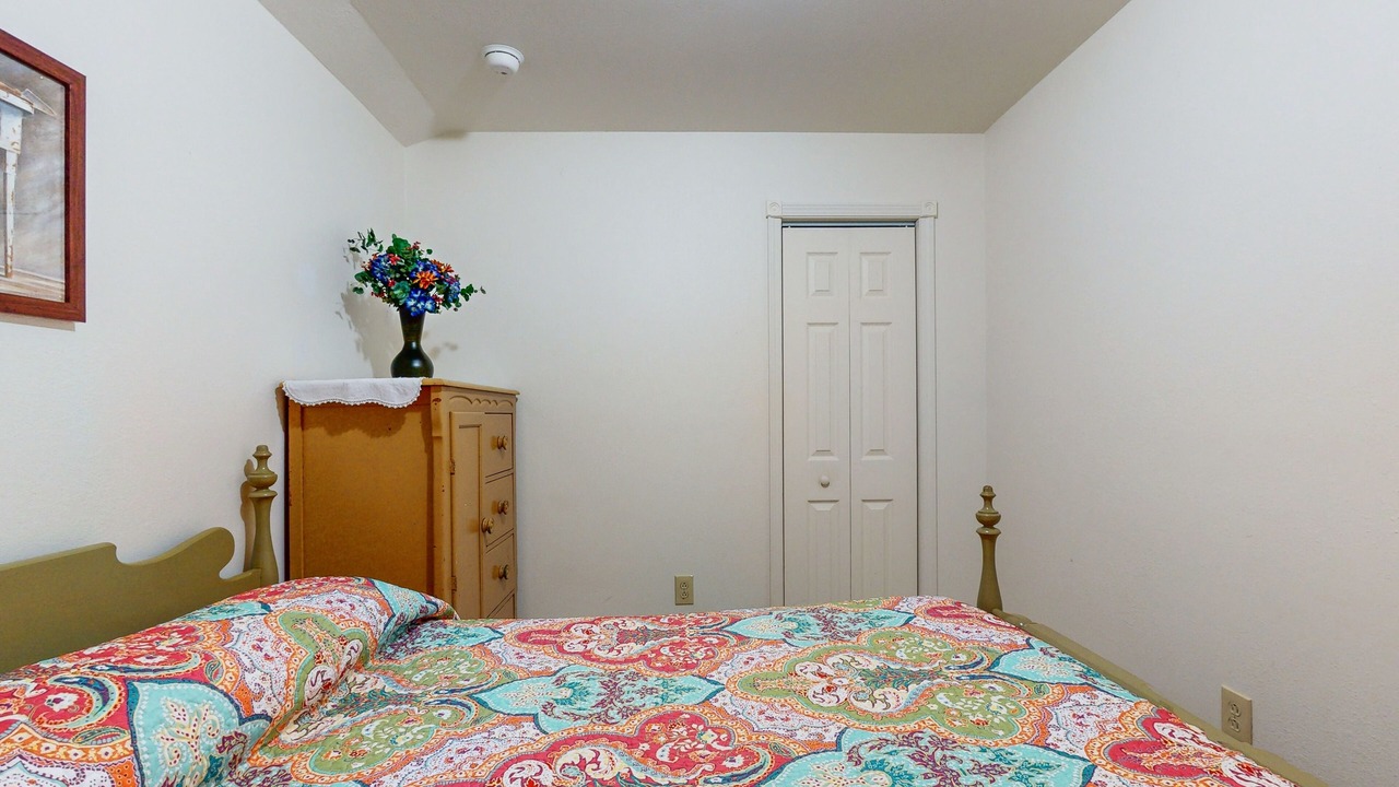 Photo of Others in Cayuga