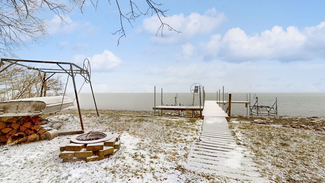 Photo of Outdoor in Cayuga