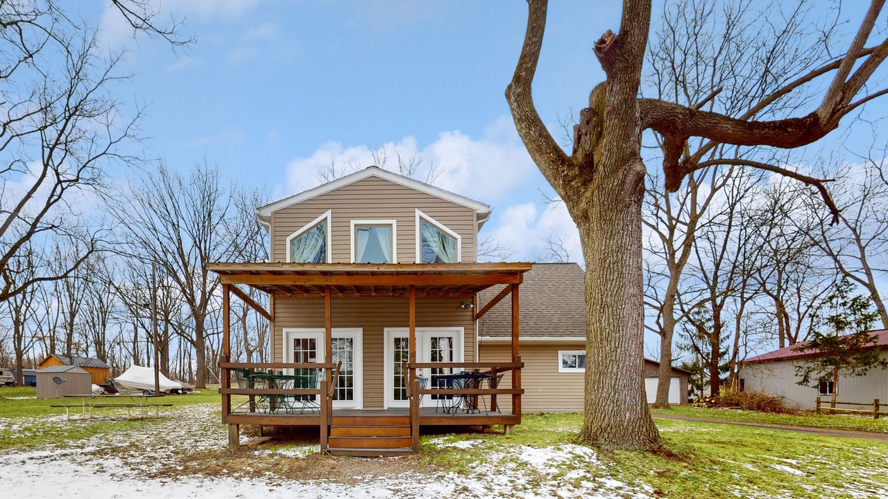 Photo of Outdoor in Cayuga