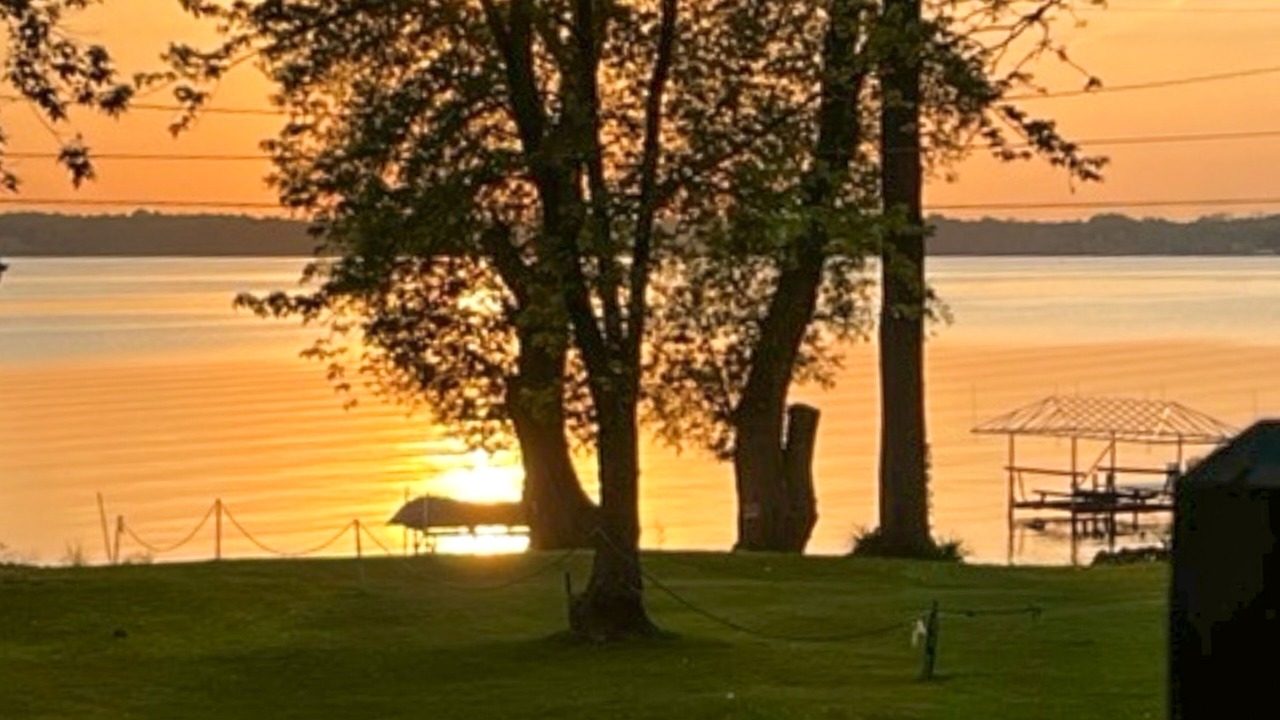 Photo of Others in Cayuga