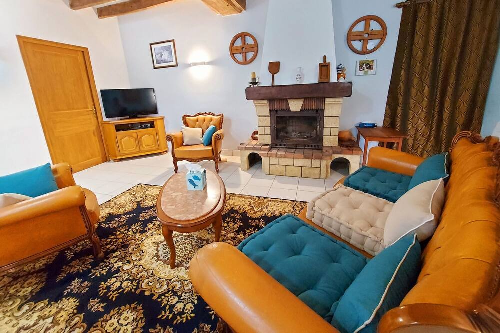 Photo of Livingroom in Bouchamps-les-Craon