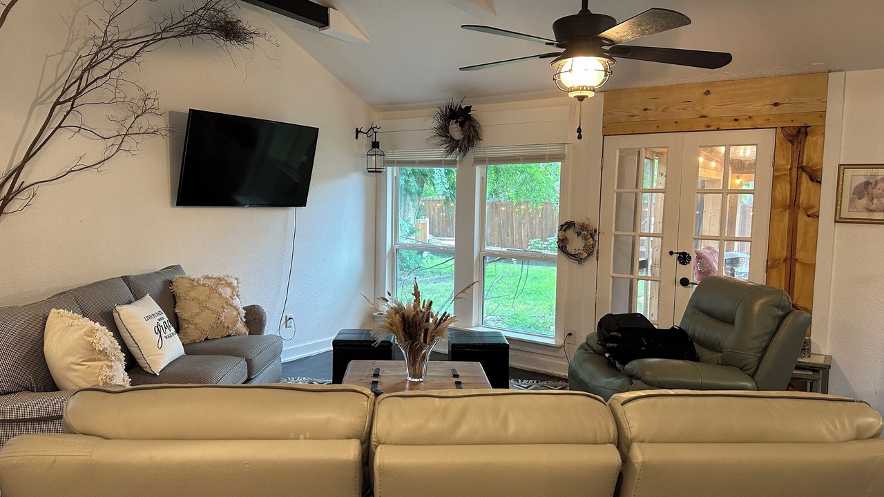 Photo of Livingroom in Taylor